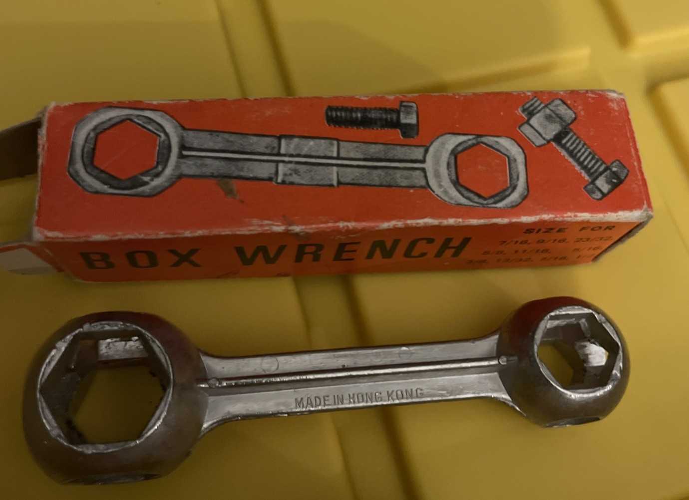 VINTAGE WRENCH DOGBONE DOG BONE MADE IN HONG KONG 10 DIFFERENT SIZES BOX