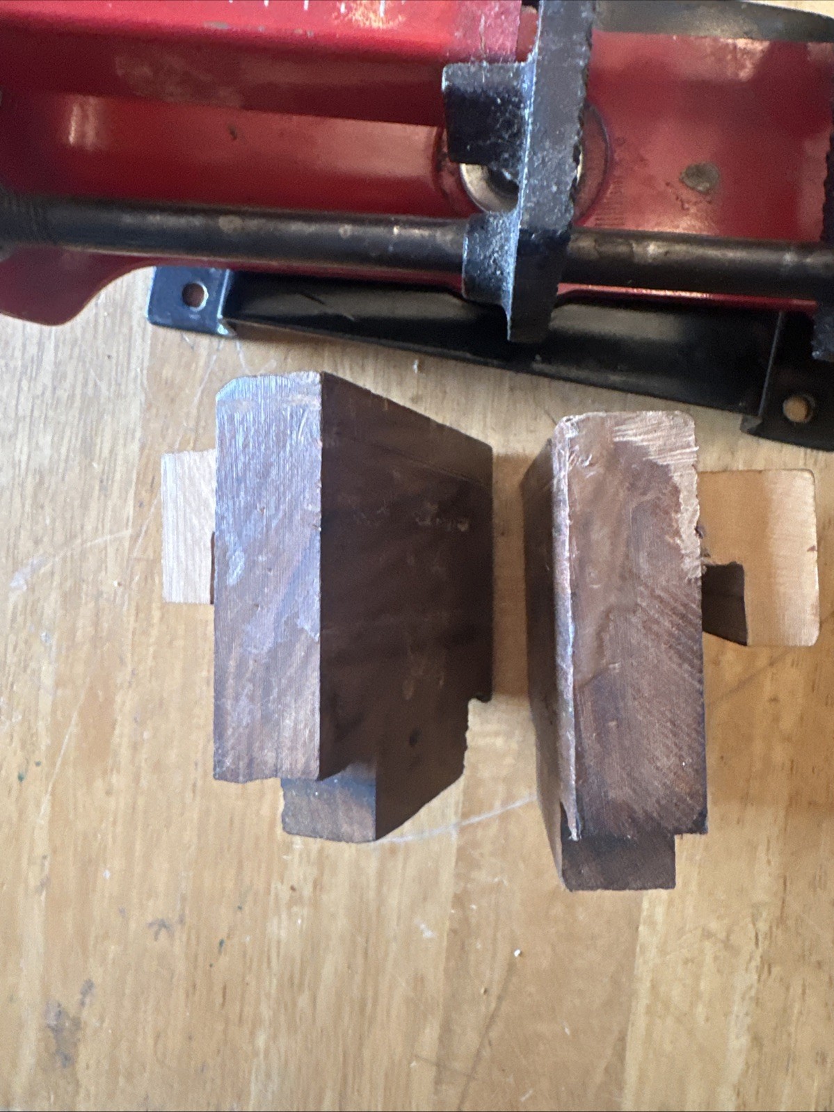 Vintage Speedy Vise 6.5”in With Wood Blocks That Go Over Vise Face. Used
