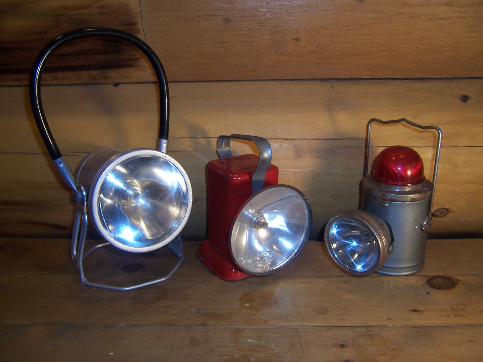 3 Vintage Lanterns Delta Powerray Ecolight USALITE Bar Mancave Outdoor Decor