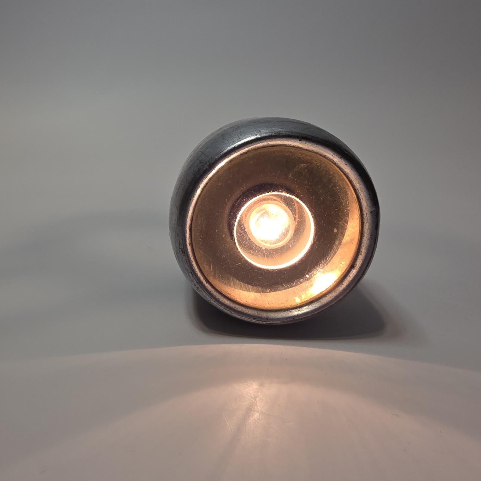 HOMART FLASHLIGHT WORKING GREAT CONDITION Takes 2 D Batteries Not Included