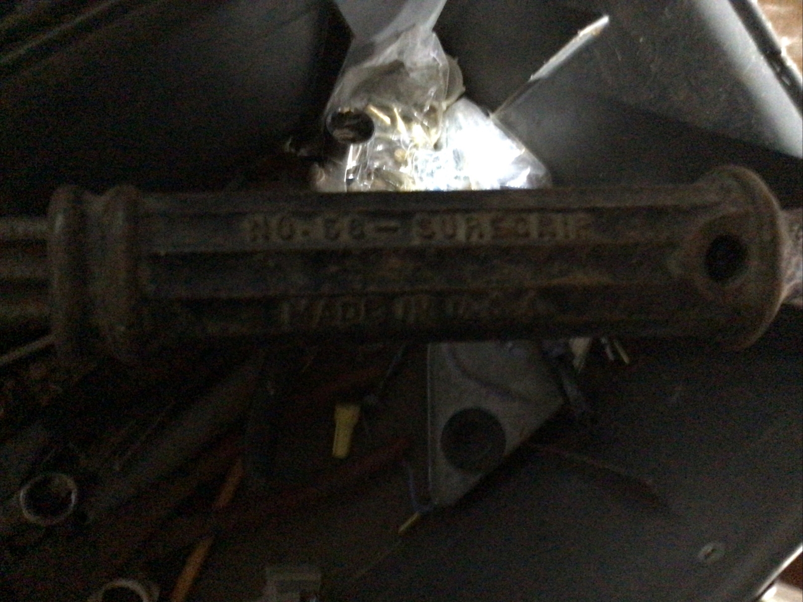 Bridgeport Hardware MFG. Corp. No. 56 SureGrip Nail Puller Forged Steel USA