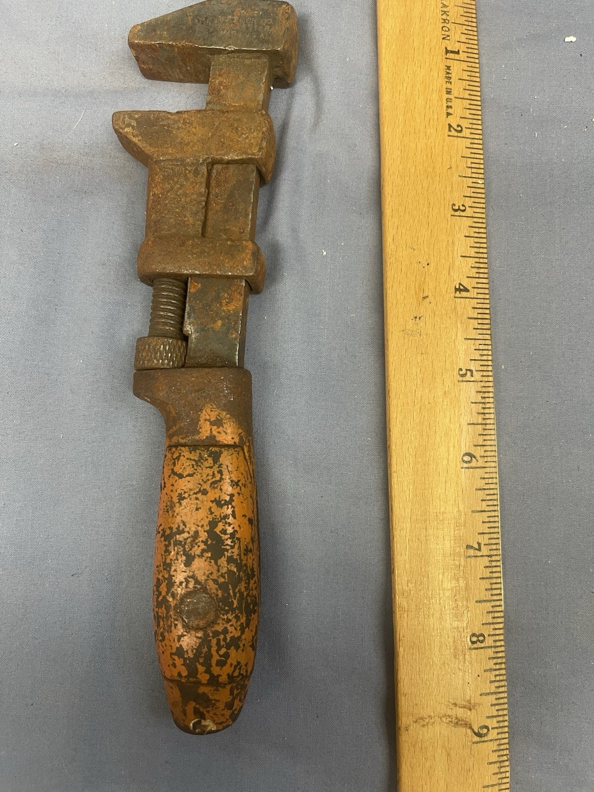 LATE 1800’S + ERA COES WRENCH CO WORCESTER MASS 6-1/2” WOOD HANDLE MONKEY WRENCH
