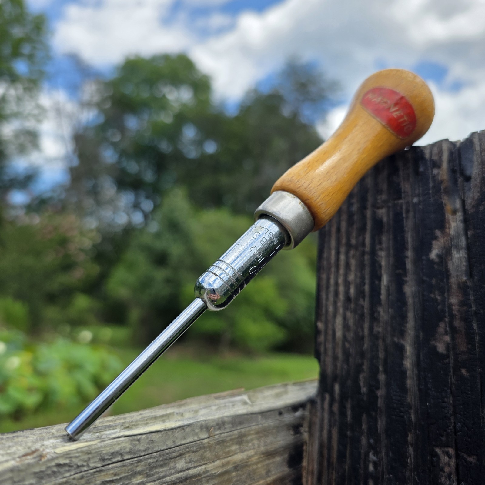 vintage great neck push pin tool model # BD1 made in England
