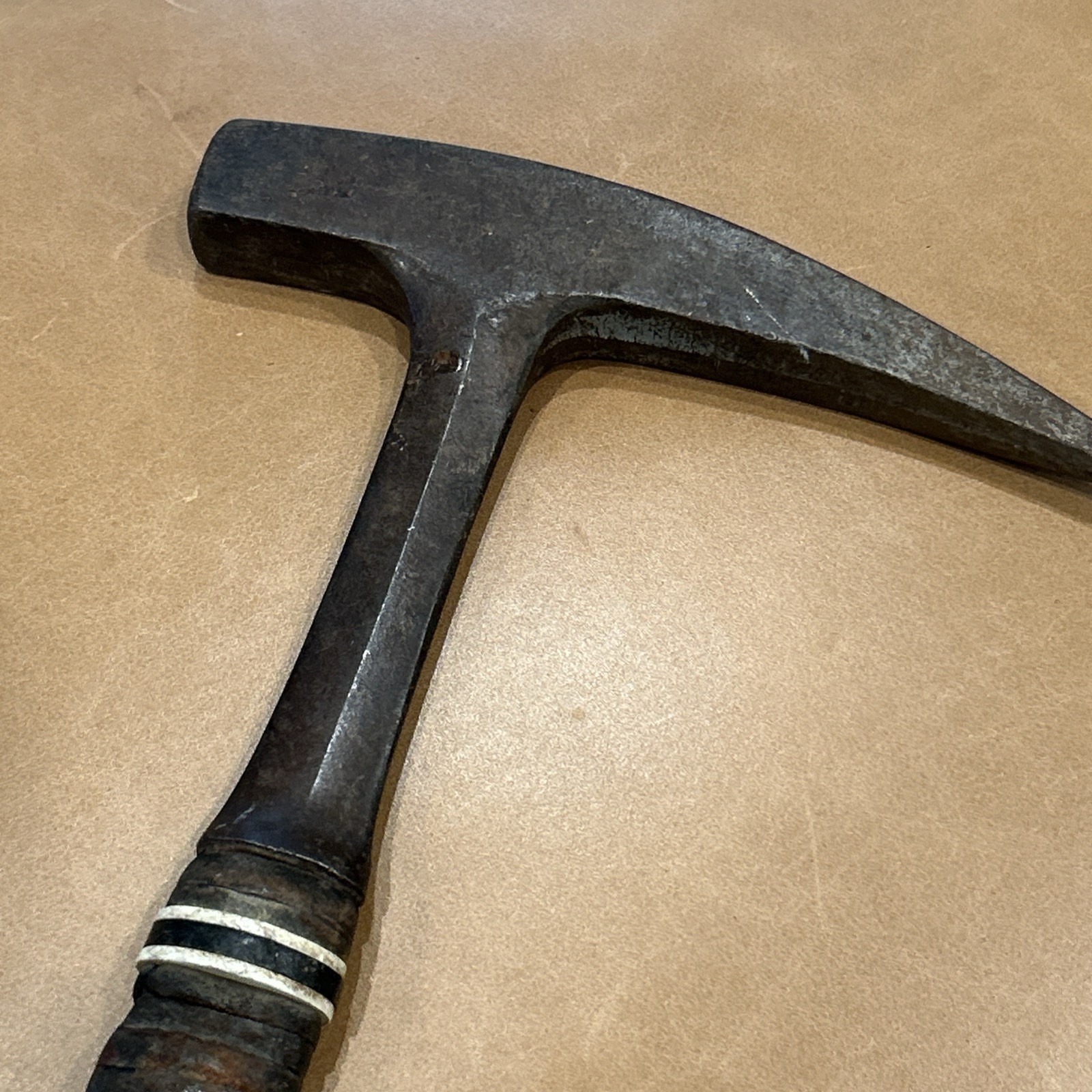 Vintage Estwing 30 Ounce Steel Geology Rock Hammer – Made In USA – Leather 12”