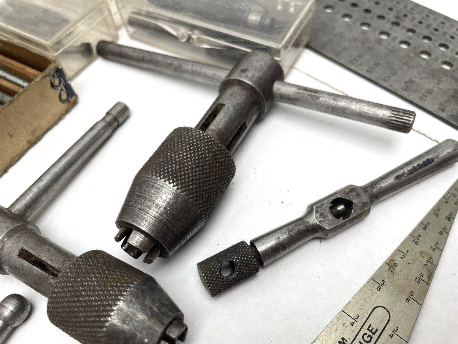 VINTAGE GREENFIELD TAP DIE TOOLING LOT MORSE STARRETT GAGE SCREW EXTRACTOR LOT