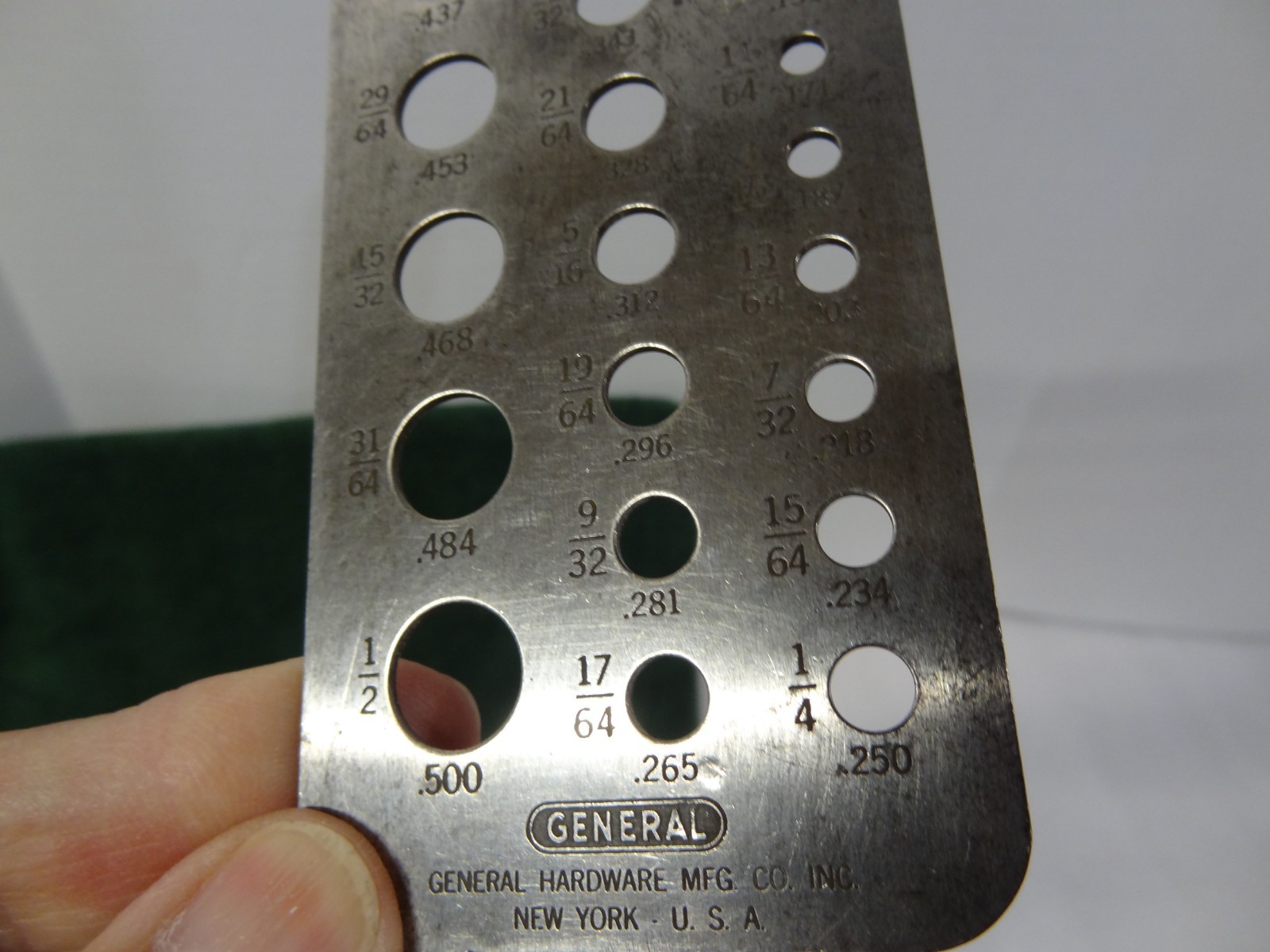 Vintage General Hardware Mfg Co No. 14 Jobbers Fractional Size Drill Gauge SS