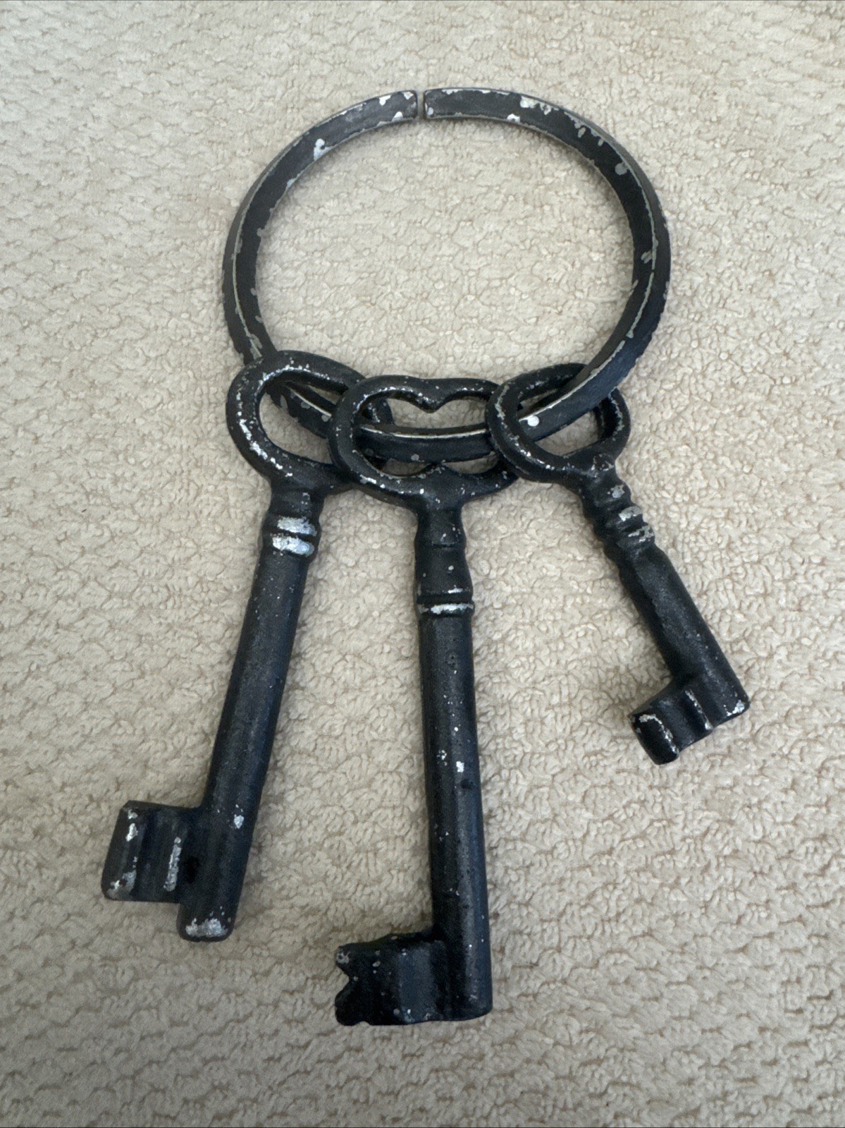 Jailor Pirate Skeleton Keys Ring Rustic Antique Cast Iron Old West Decor