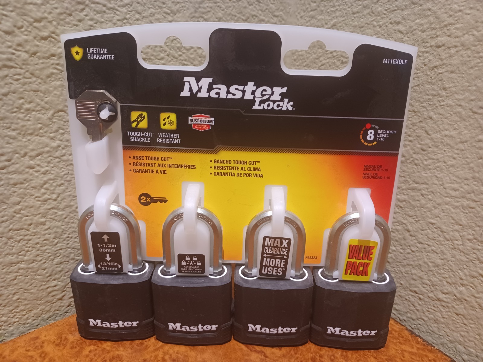 Master Lock Heavy Duty Weather Resistant Padlock Black Key Lock Outdoor Security