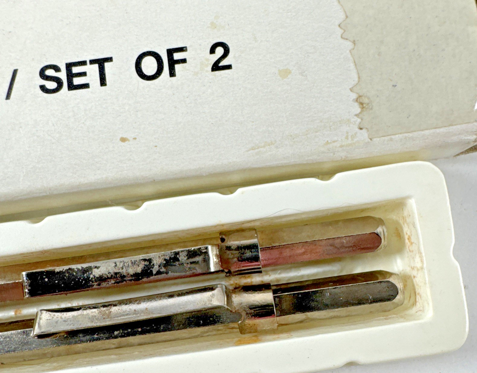 Vintage Desc. Engraving Pen / Set Of 2 Taiwan No. 93490 FREE SHIPPING!