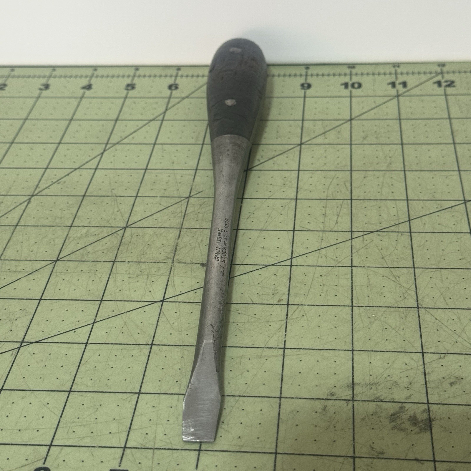 Vintage GOV STOCK # 41 Screwdriver IRWIN U S A. 11 1/4″ long Military Jeep