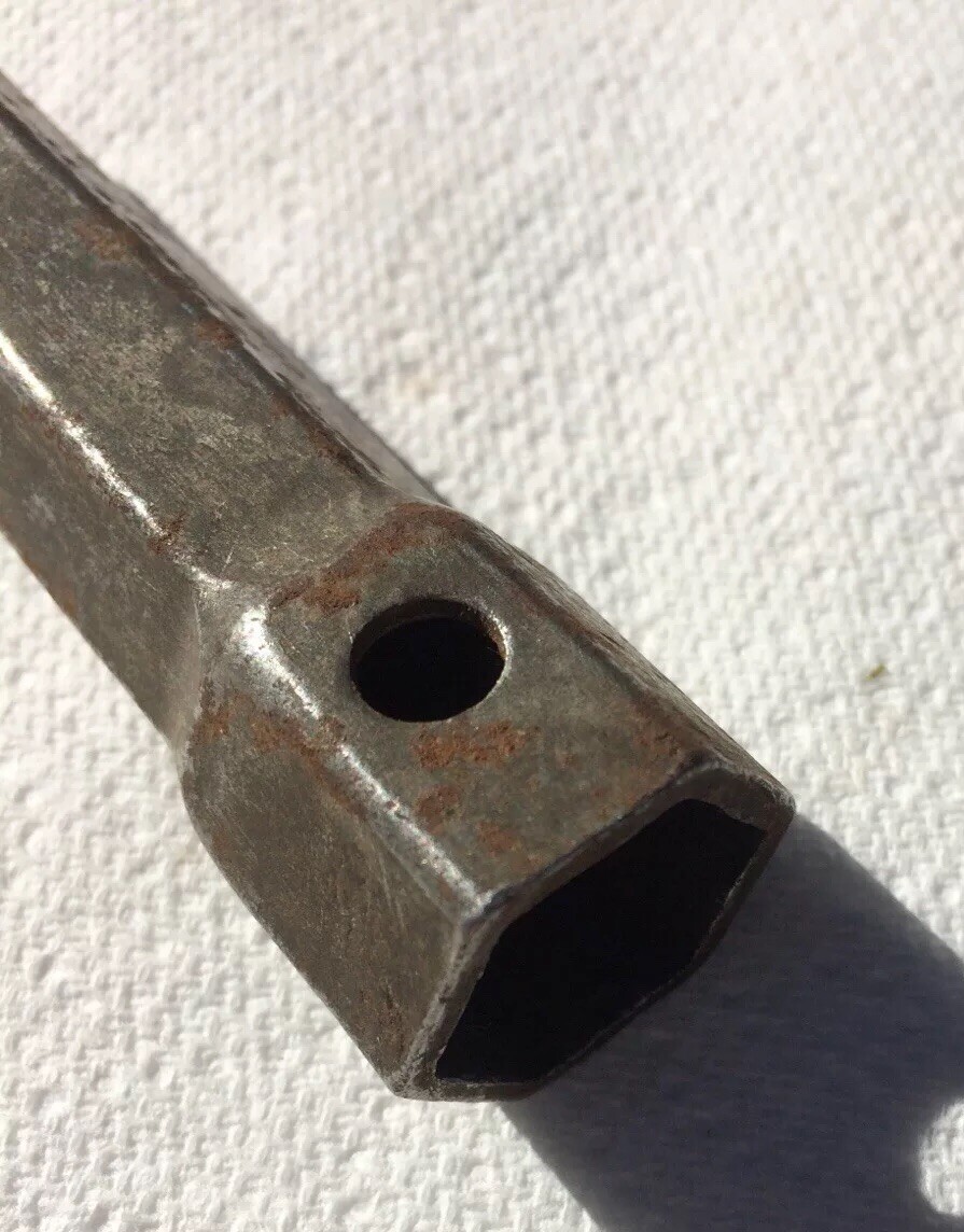 VINTAGE BOX WRENCH SPANNER APCO MOSSBERG USA No 10 9/16 11/16 AUTO CYCLE TOOL