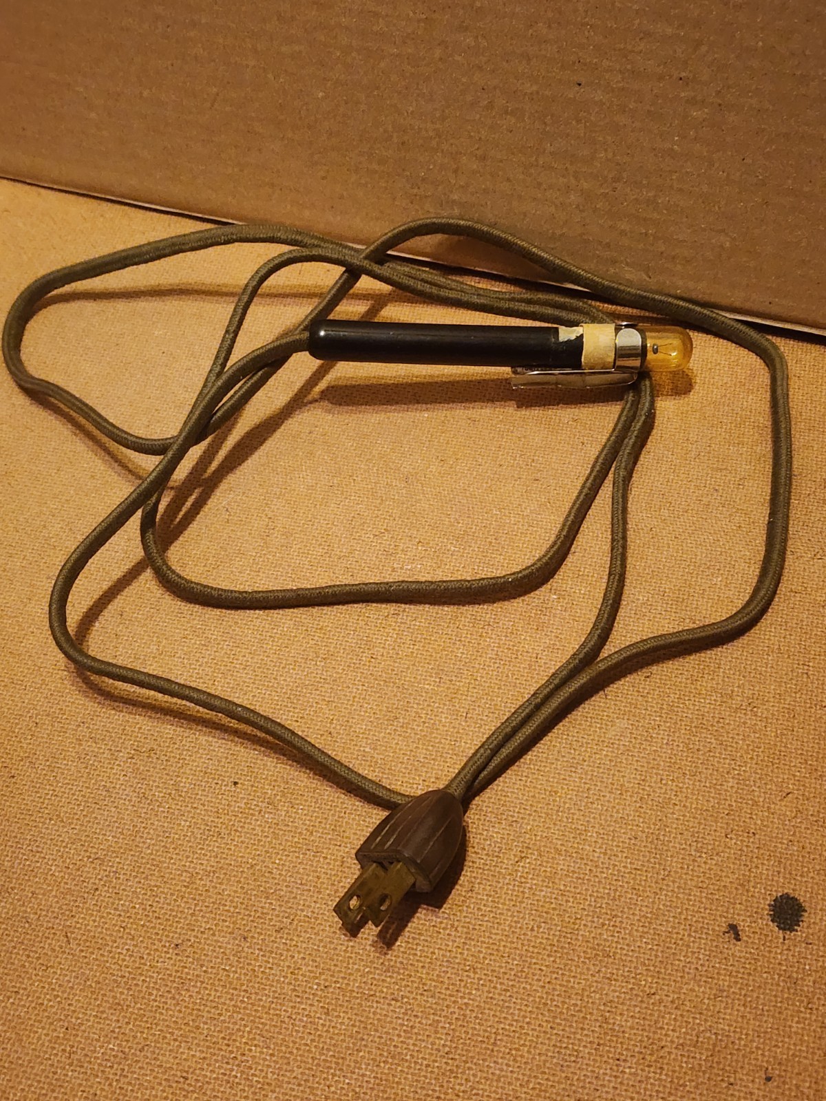 Vtg General Cement MFG Co. Electric Inspection Lite 110V AC/DC Rockford ILL. USA