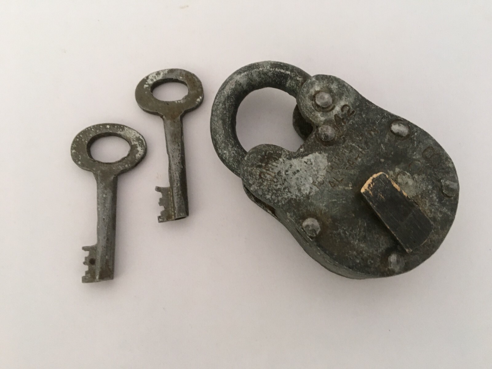 Lock Vintage Iron Padlock With 2 Key Rich Patina Made In India Collective Rusty