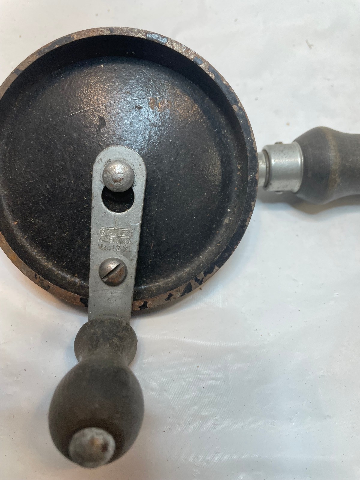 Vintage Antique Hand Drill Wood Handle 11″