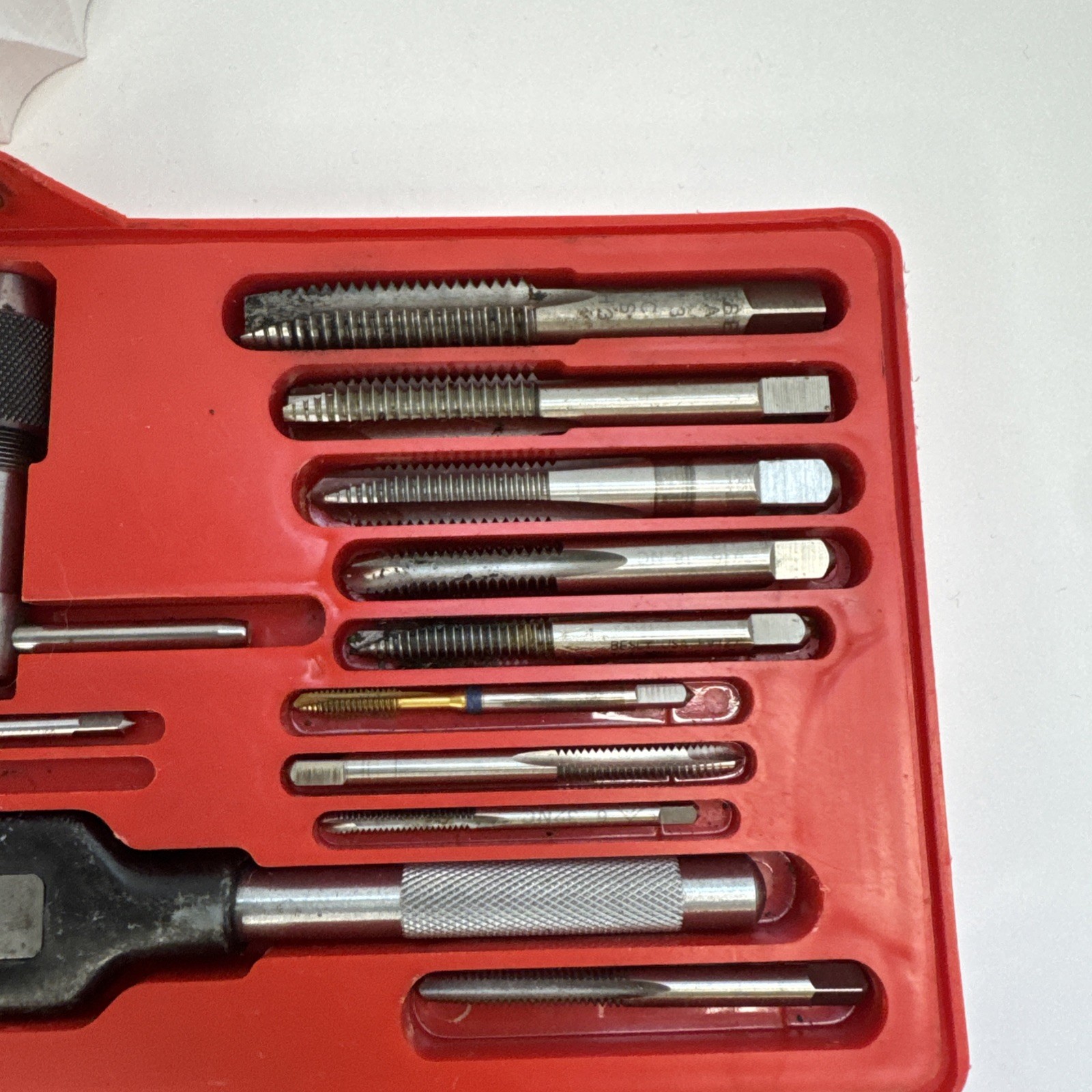 Vermont American Super Mechanics 40 Piece Taps And Dies Used 21720 (6040) 16-20