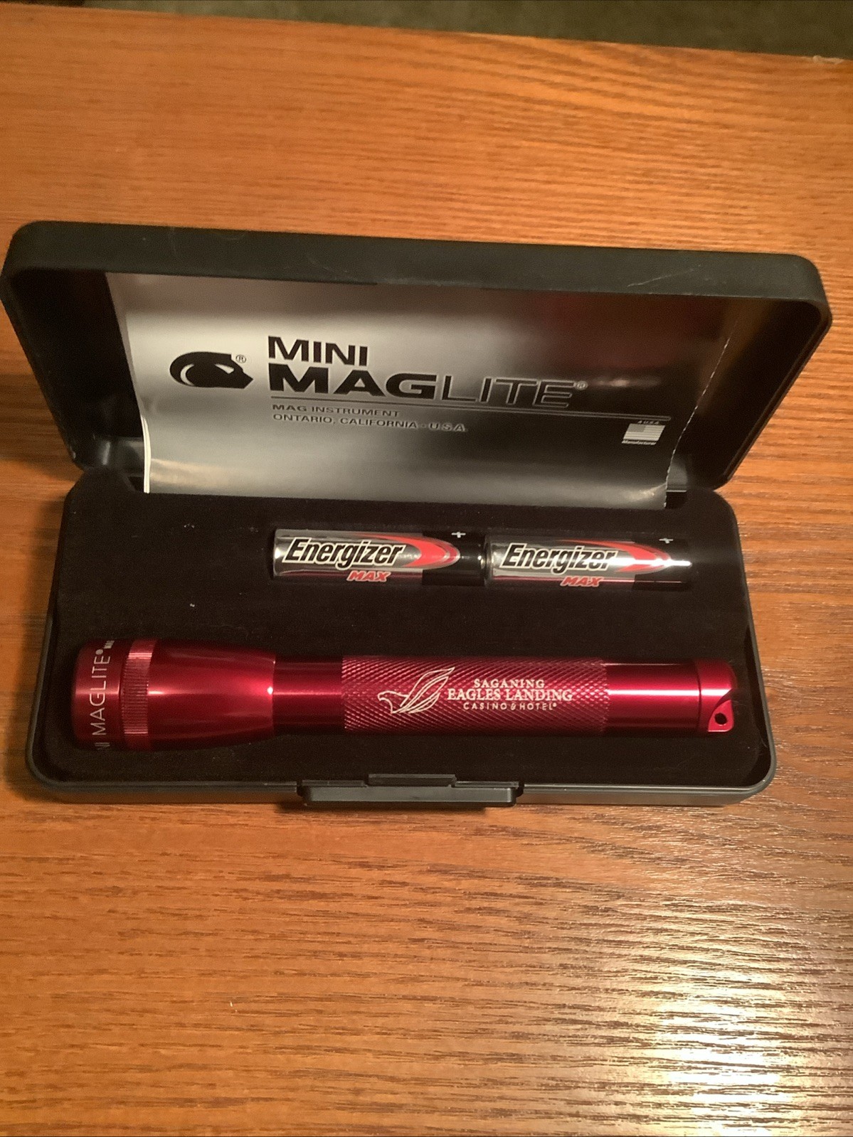 Maglite Mini 2 AA Cell Flashlight with Presentation Case