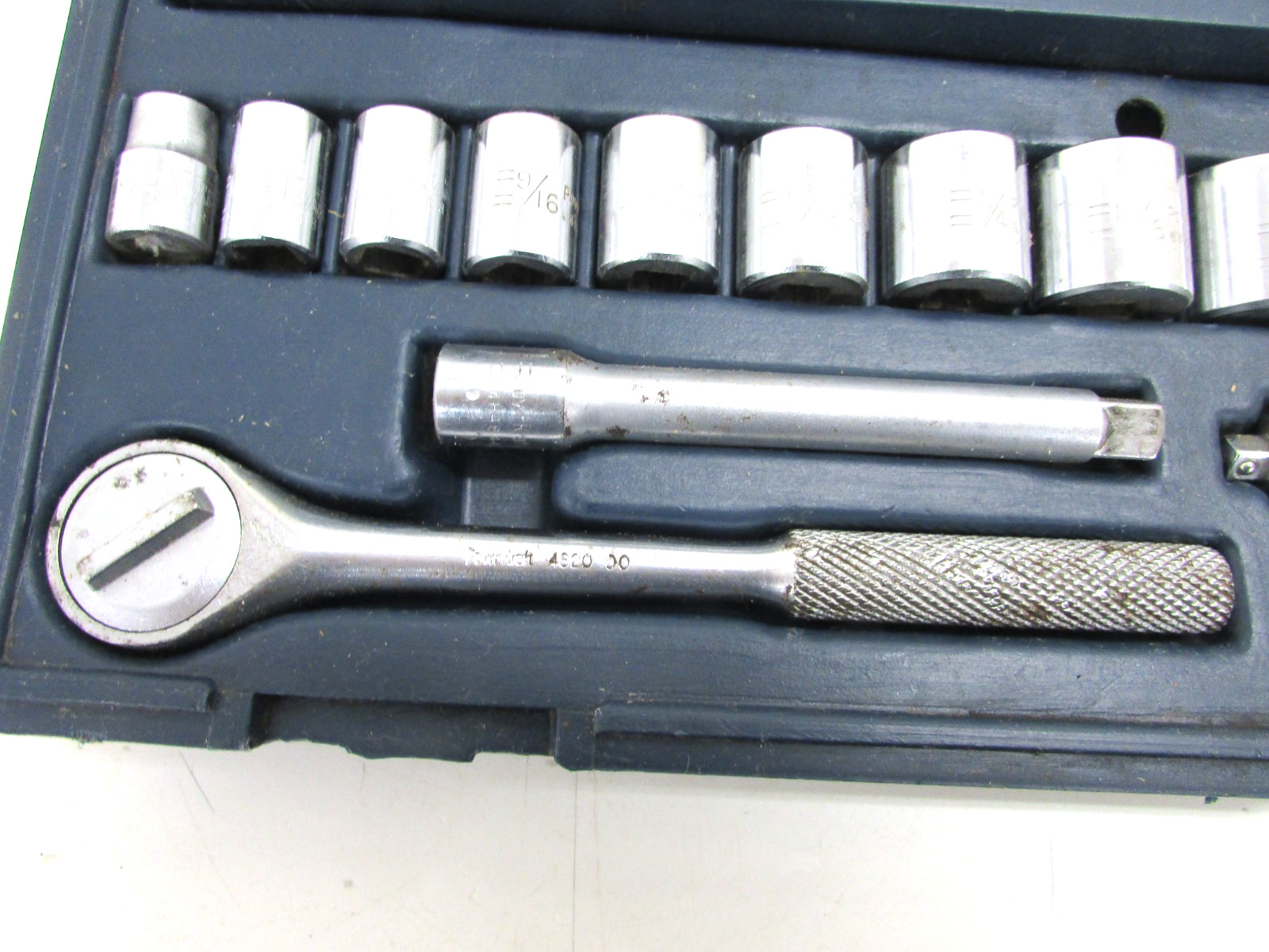 VINTAGE MONTGOMERY WARD TOOLS POWR KRAFT SAE & METRIC SOCKET SET, USA