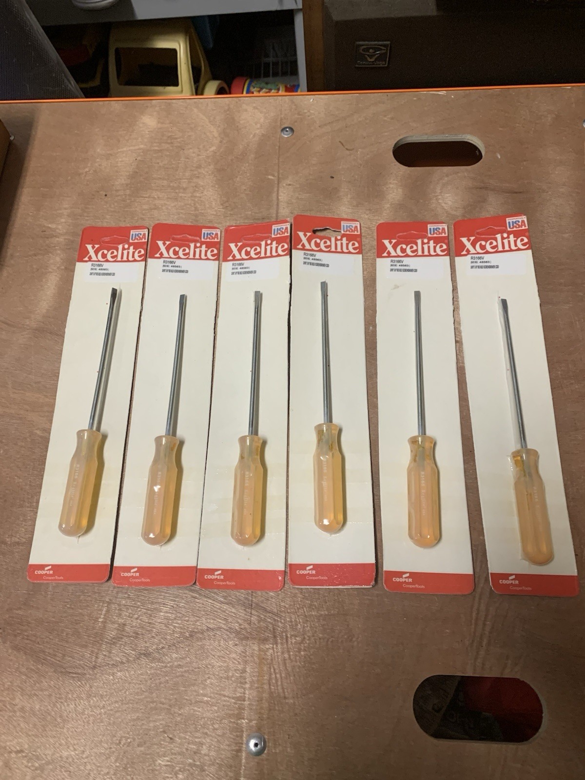 Xcelite Slot Screwdriver – Round Shank R3166V Box of 6-NIB