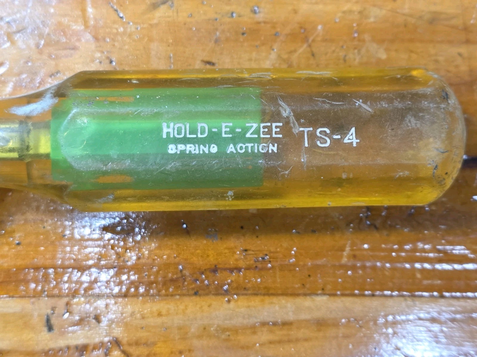 Vintage Hold-E-Zee Spring Action Upson Bros Inc TS-4 Screwdriver