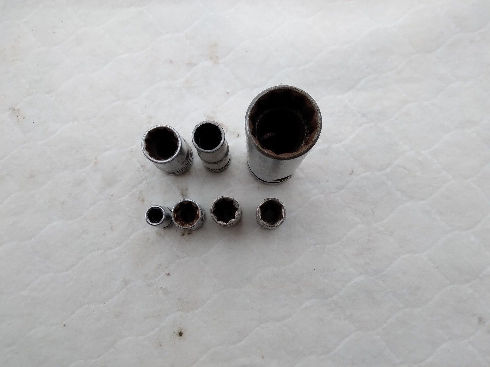 Vintage Wizard H2821 Breaker Bar 1/2″ Drive and 7 Sockets 1/4″, 3/8″, 1/2″ Drive
