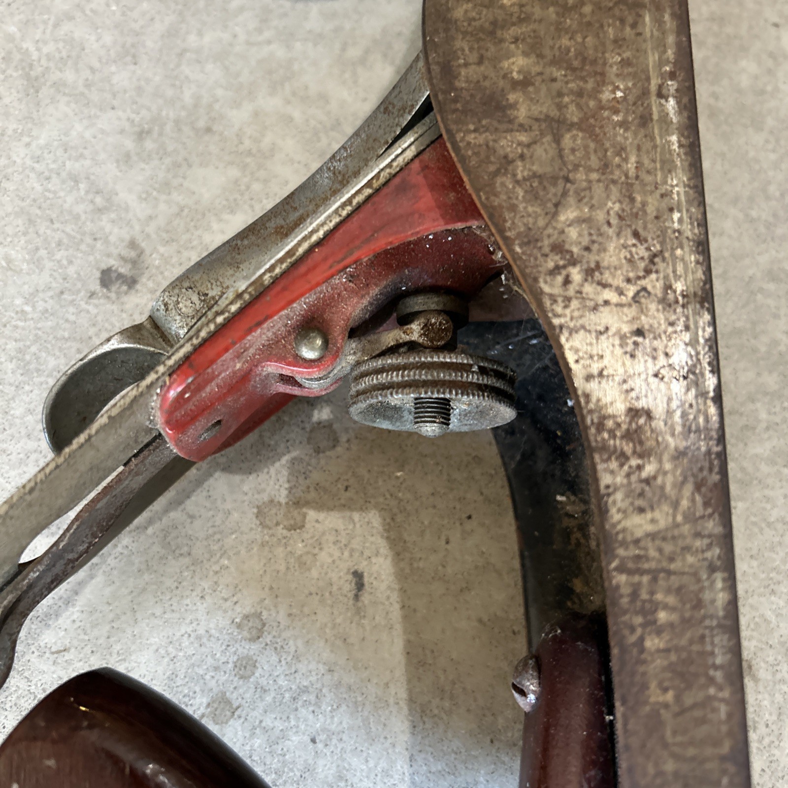 Vintage Craftsman Wavy Logo “Sing Song” Hand Plane 14″, 2″ Cutter Marked BL.