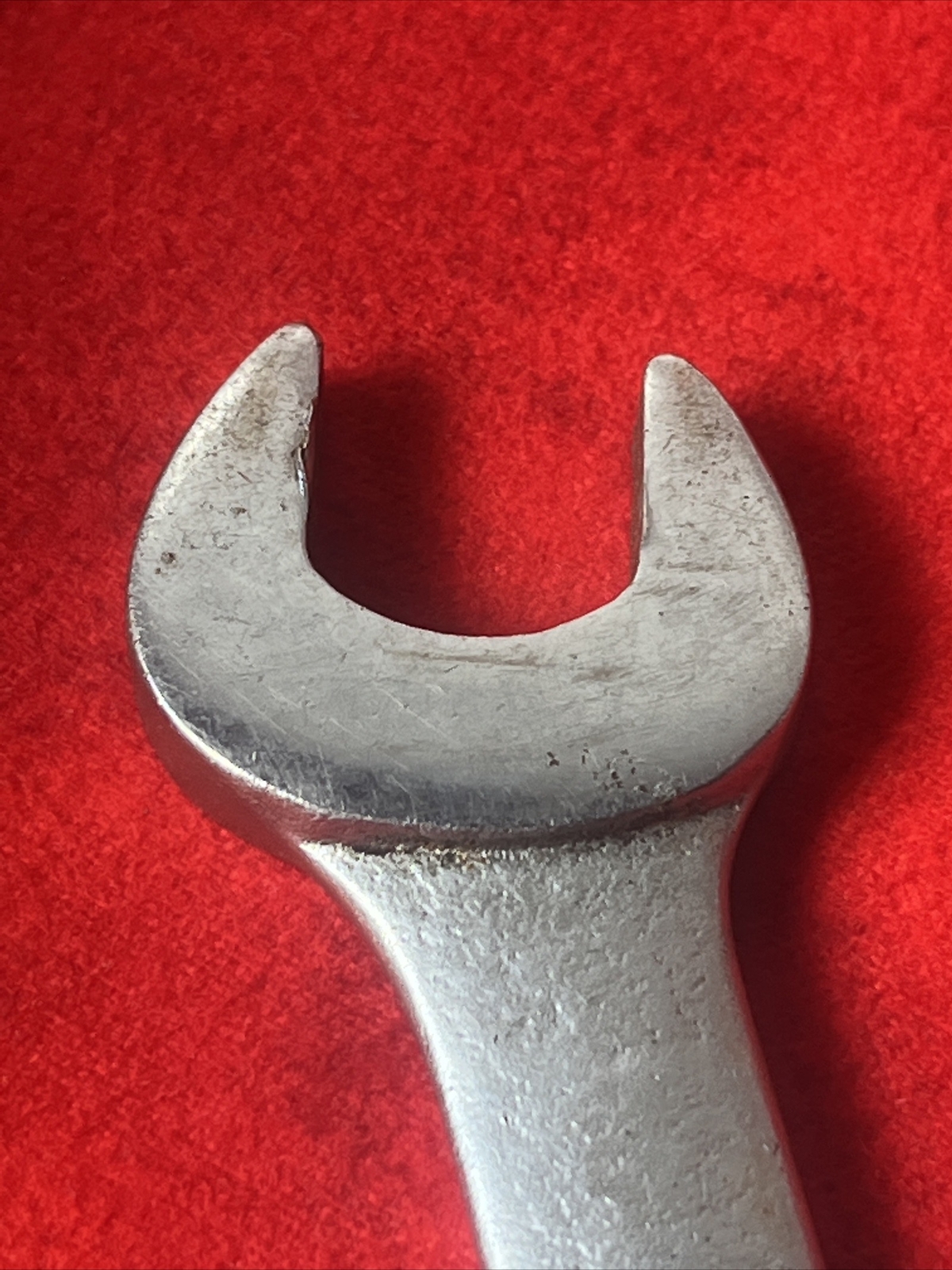 CRAFTSMAN -V- 42929 COMBINATION WRENCH, 12 point, 17mm FORGED USA (t53)