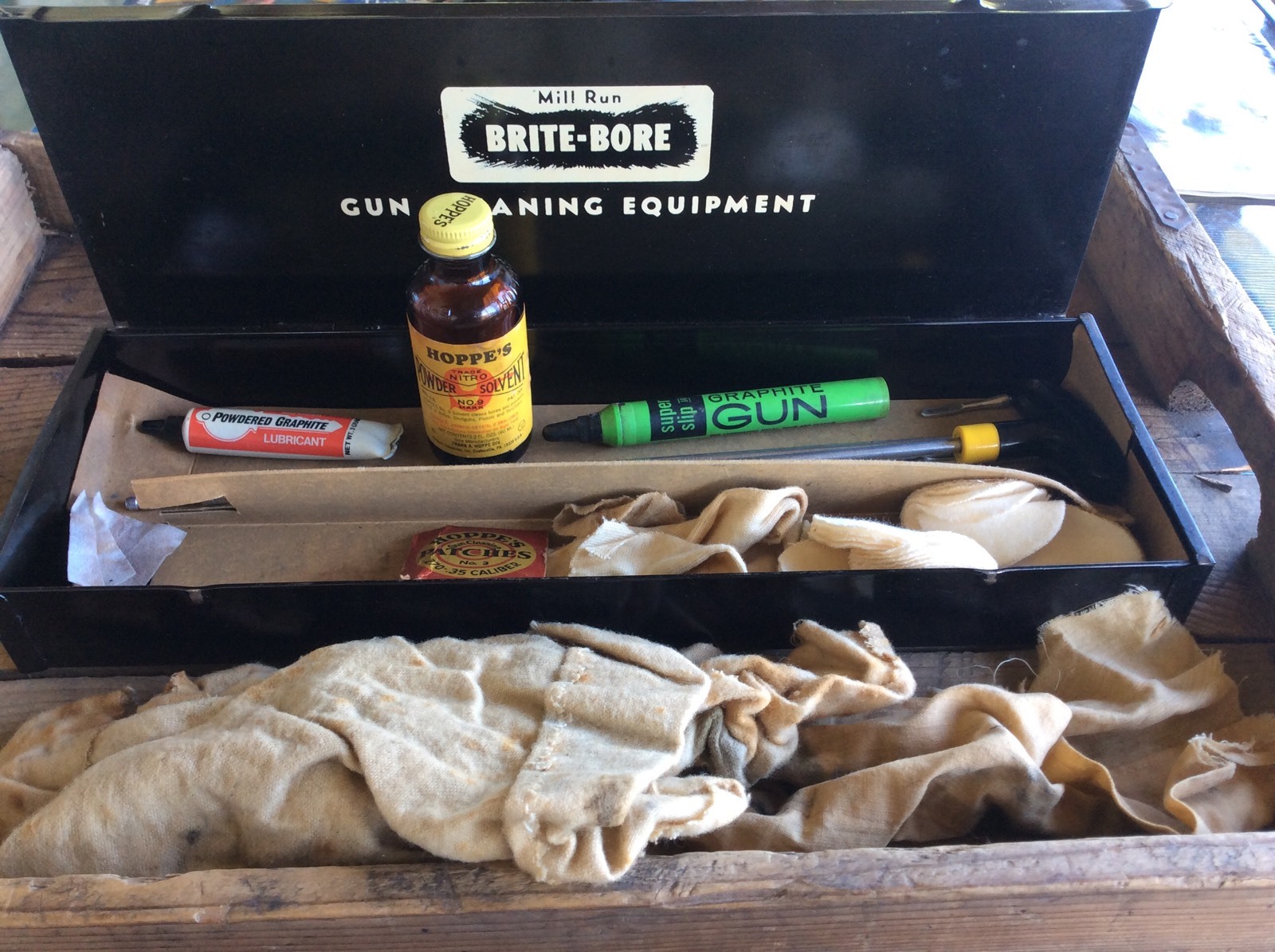 Brite Bore Mill Run Rifle Cleaning Kit With Contents Great Advertising