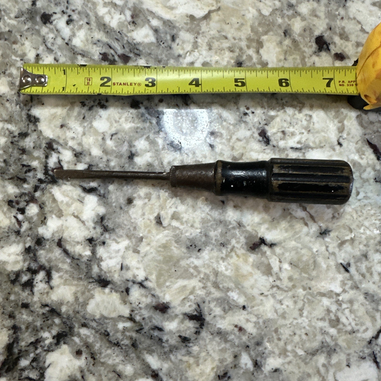 Vintage “Yankee” No 95 Flat Head Screwdriver wood Handle Made in USA