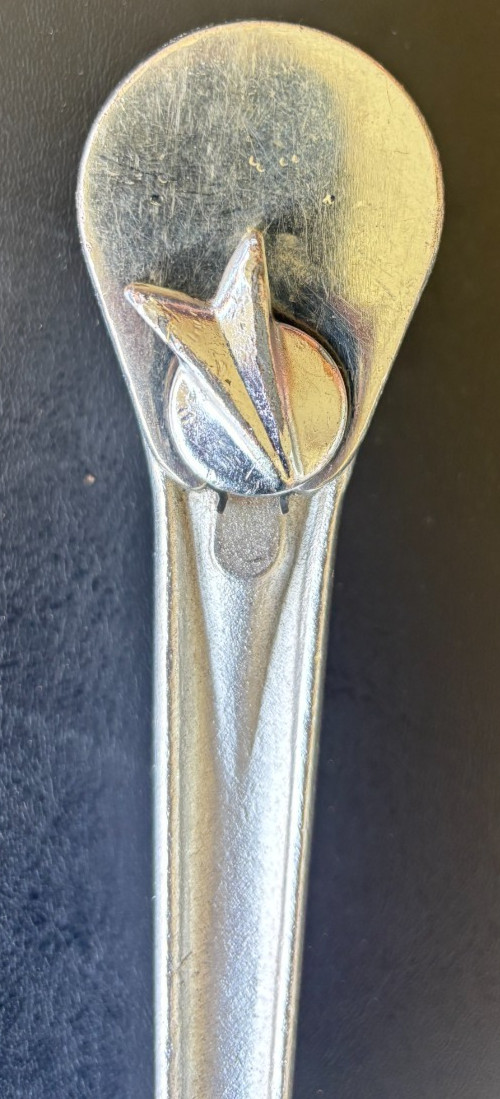 Craftsman =V= Series 3/8 & 1/2” Drive Flying “V” Ratchets with Oil Port