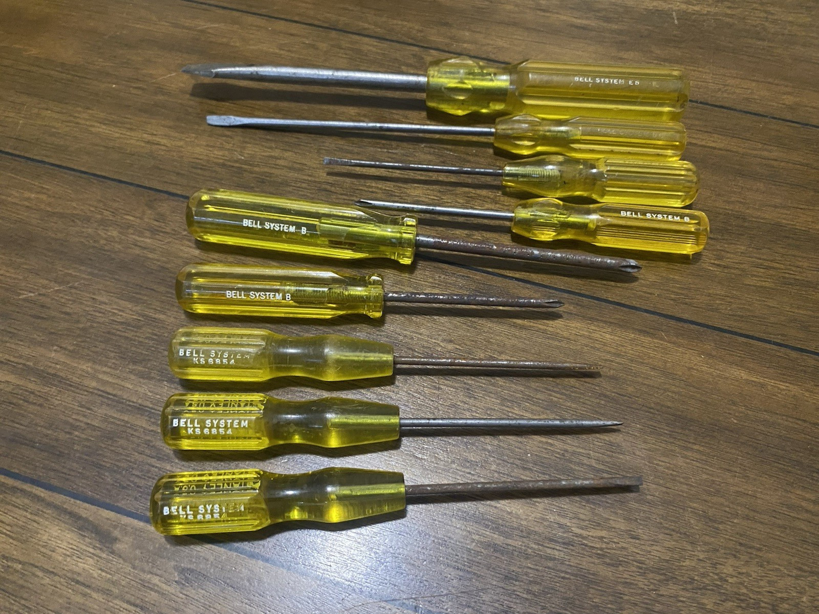 9 Vintage BELL SYSTEM Linemen Screwdrivers STANLEY USA