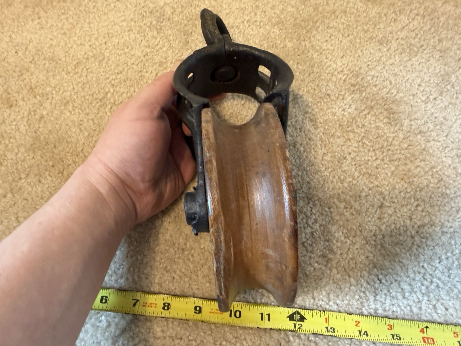 Vintage 5.5″ pulley. Block and tackle. Functional barn, garage tool. Steampunk.