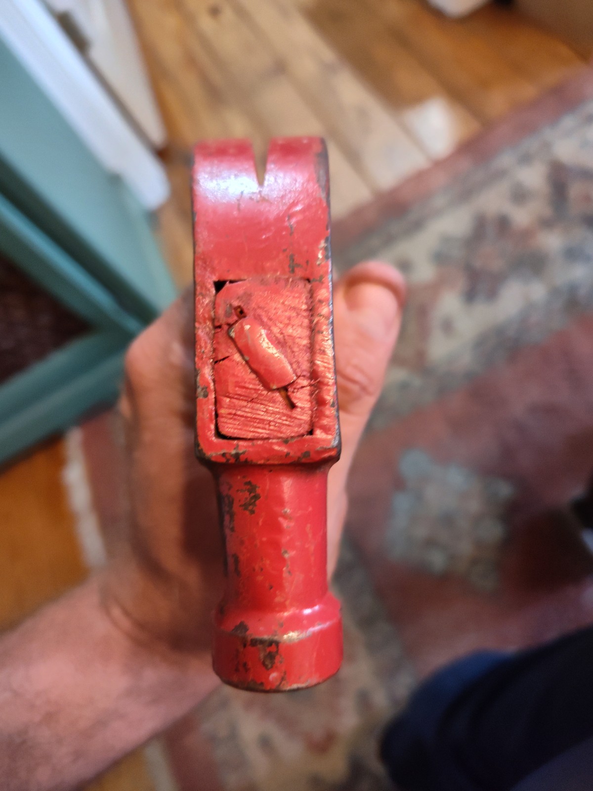 VINTAGE HELLER HICKORY 17.5″ FRAMING CLAW HAMMER with HORSE LOGO
