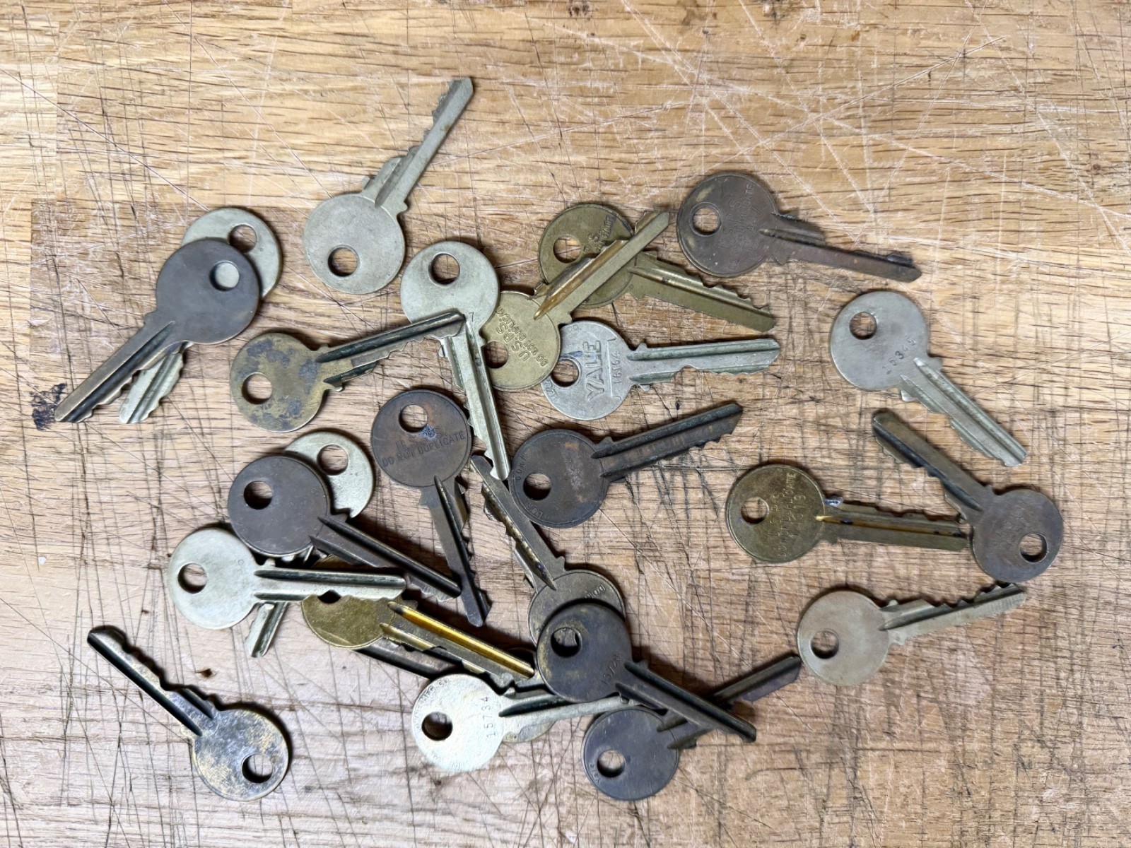 25 Antique Post Office Box Lockbox Door Parts Yale Other Keys