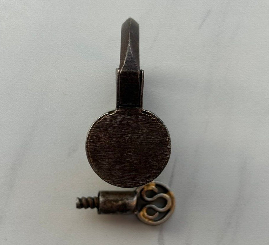 Org Vintage Handmade Wrought Iron Screw System Padlock Working Condition Mid1900
