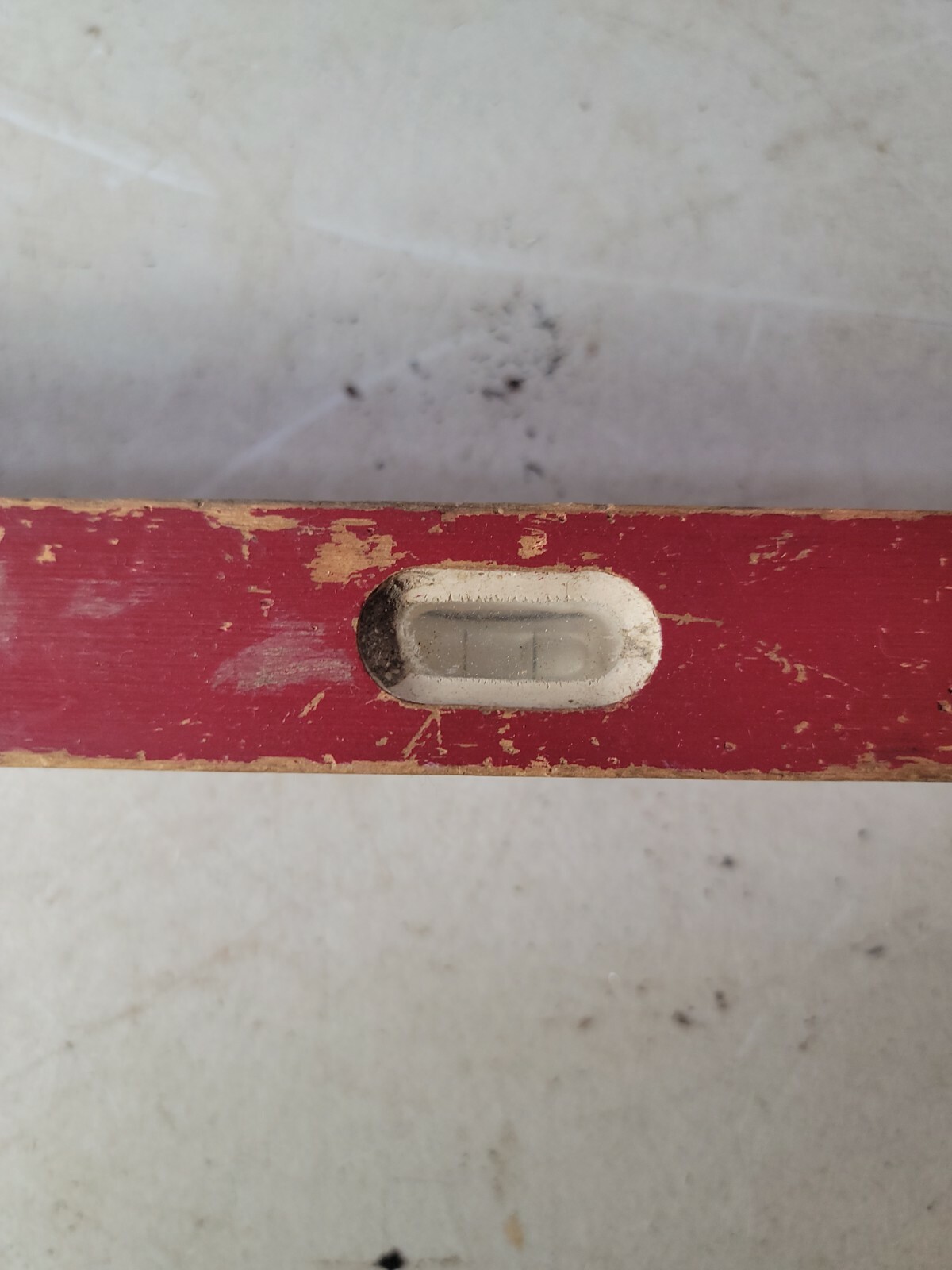 Vintage 24″ inch Millers Falls Wood Level No 324 good vials