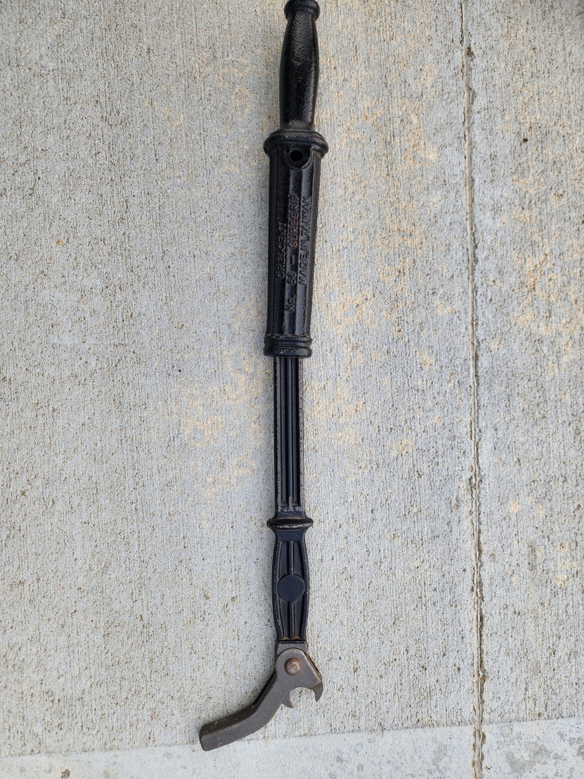 Vintage Crescent “Sure Grip No. 56” Nail Puller Heavy Duty