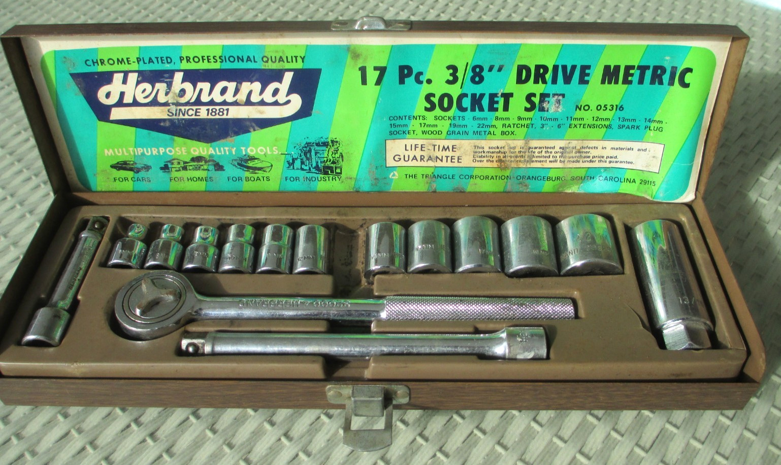 Herbrand 16 Pc 3/8″ Drive Metric Socket Set Vintage No 13mm Socket