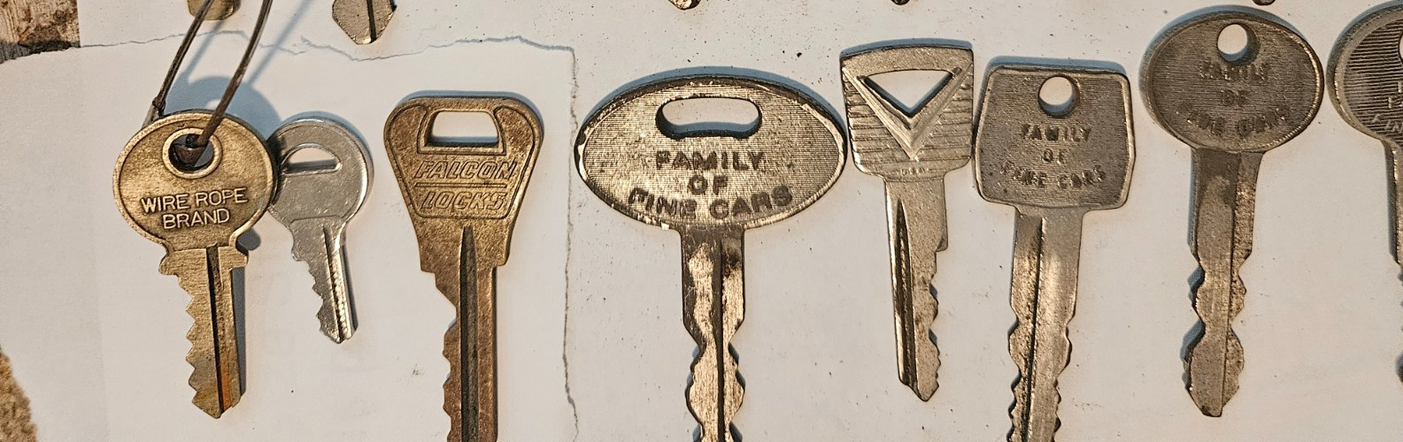 Vintage 22 Key Lot Ford Family of Fine Cars Rabbit Mosler Brinks