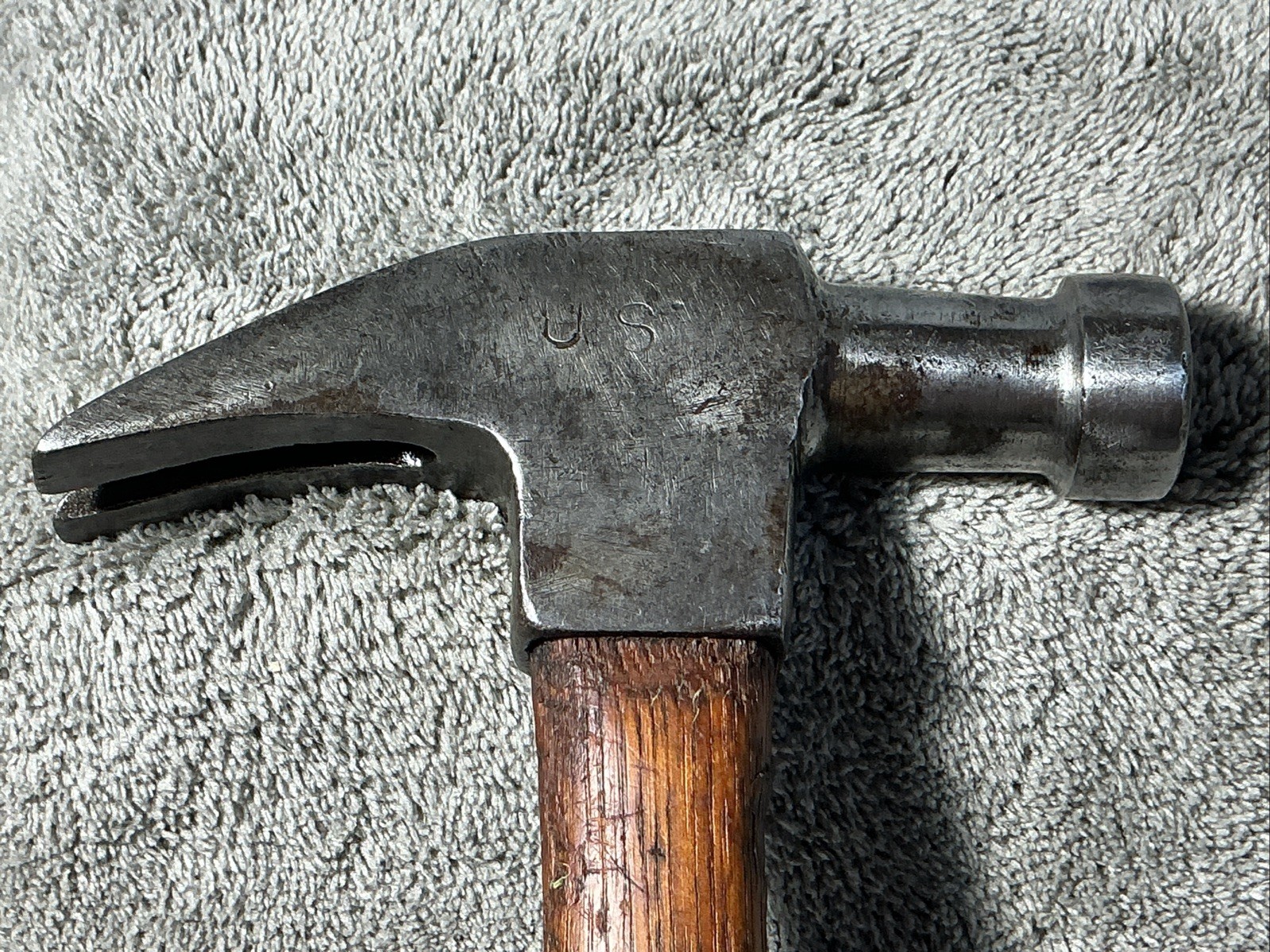 Vntg. Belknap Blue Grass Balanced Hammer – US Military Marked W/ Original Handle