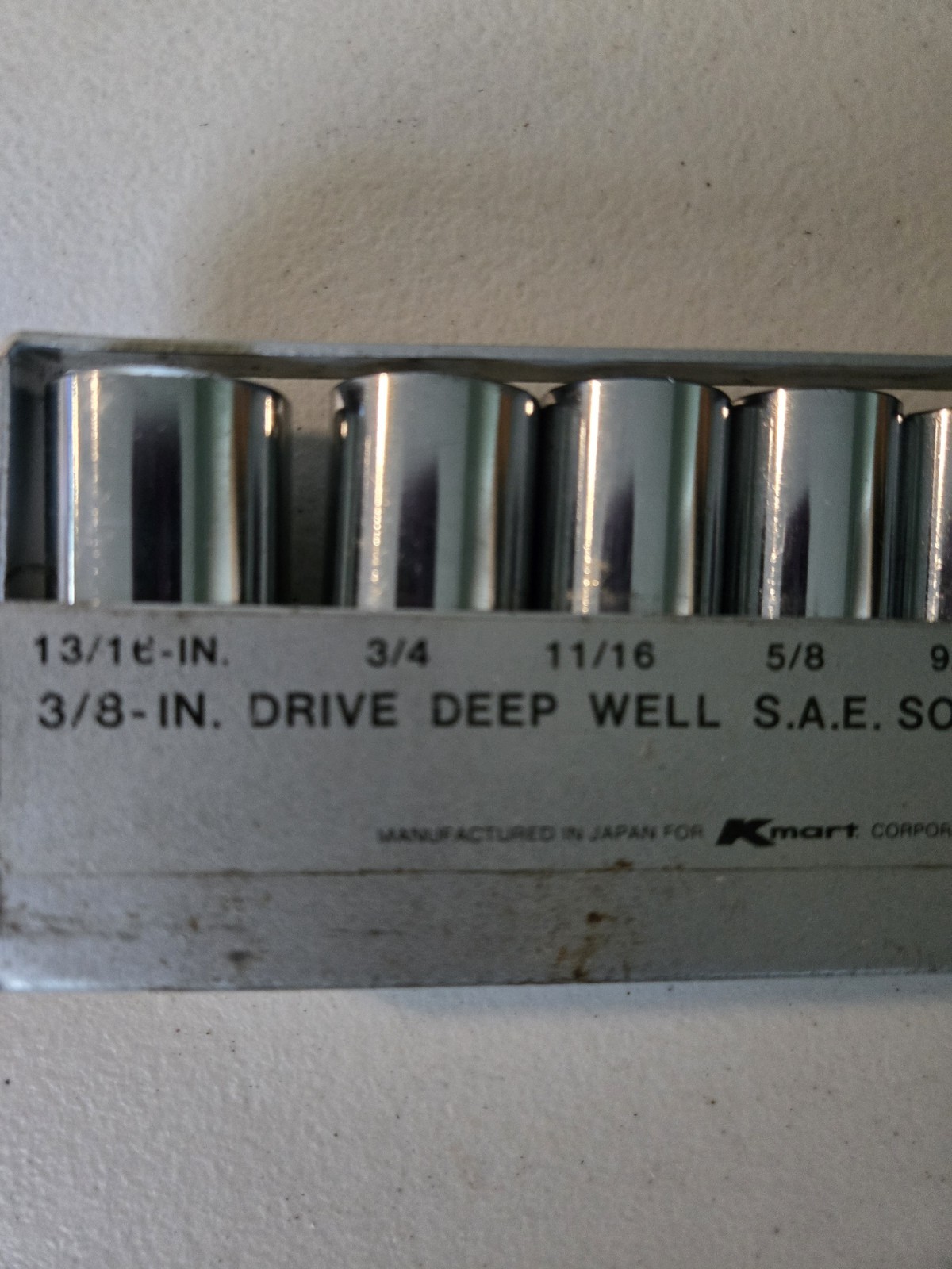 Kmart 9 Piece 3/8″ Drive Deep Well S.A.E. Socket Set with Metal Case, Japan