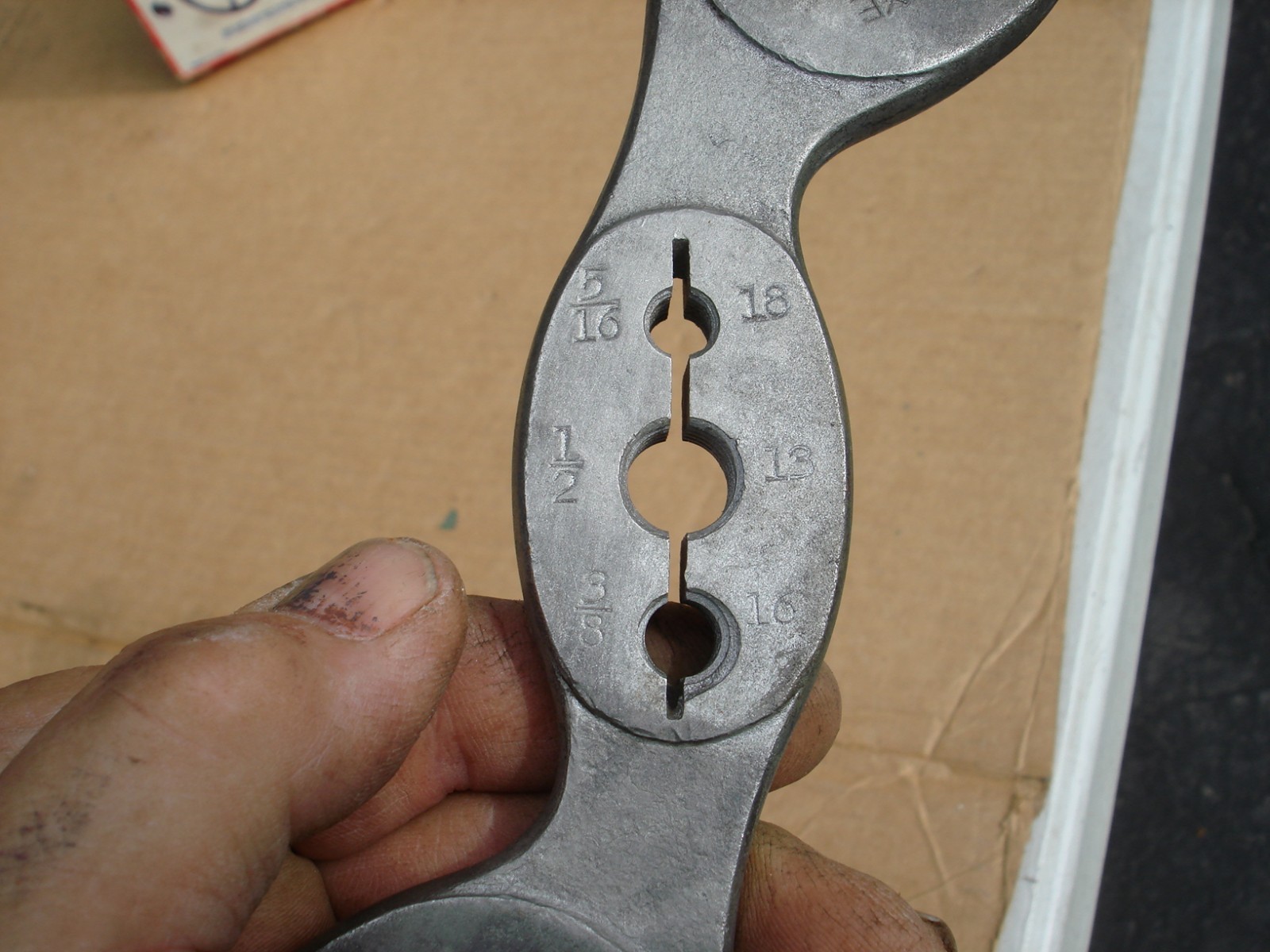 VTG Hawkeye Wrench Co Double Ended Alligator Wrench Tool 5/16″, 3/8″/1/2″ Dies
