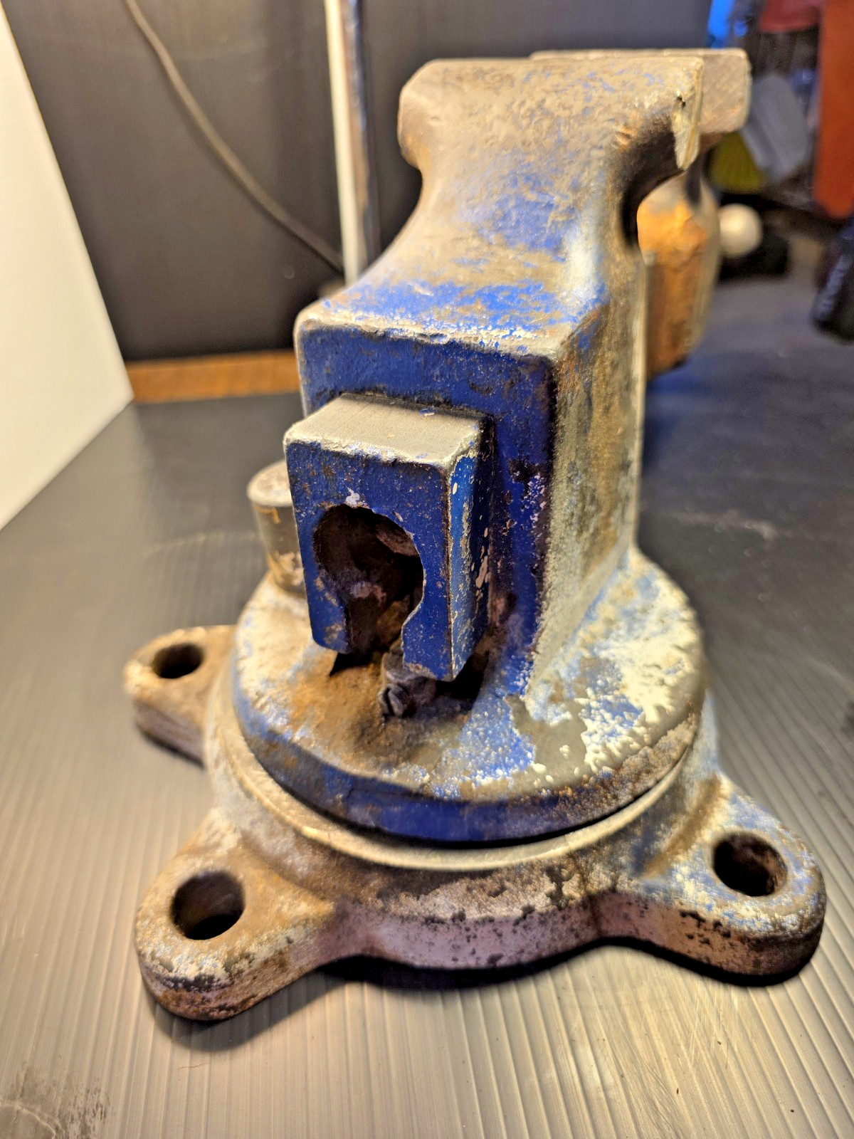 Reed Vise 203 R – Made In USA