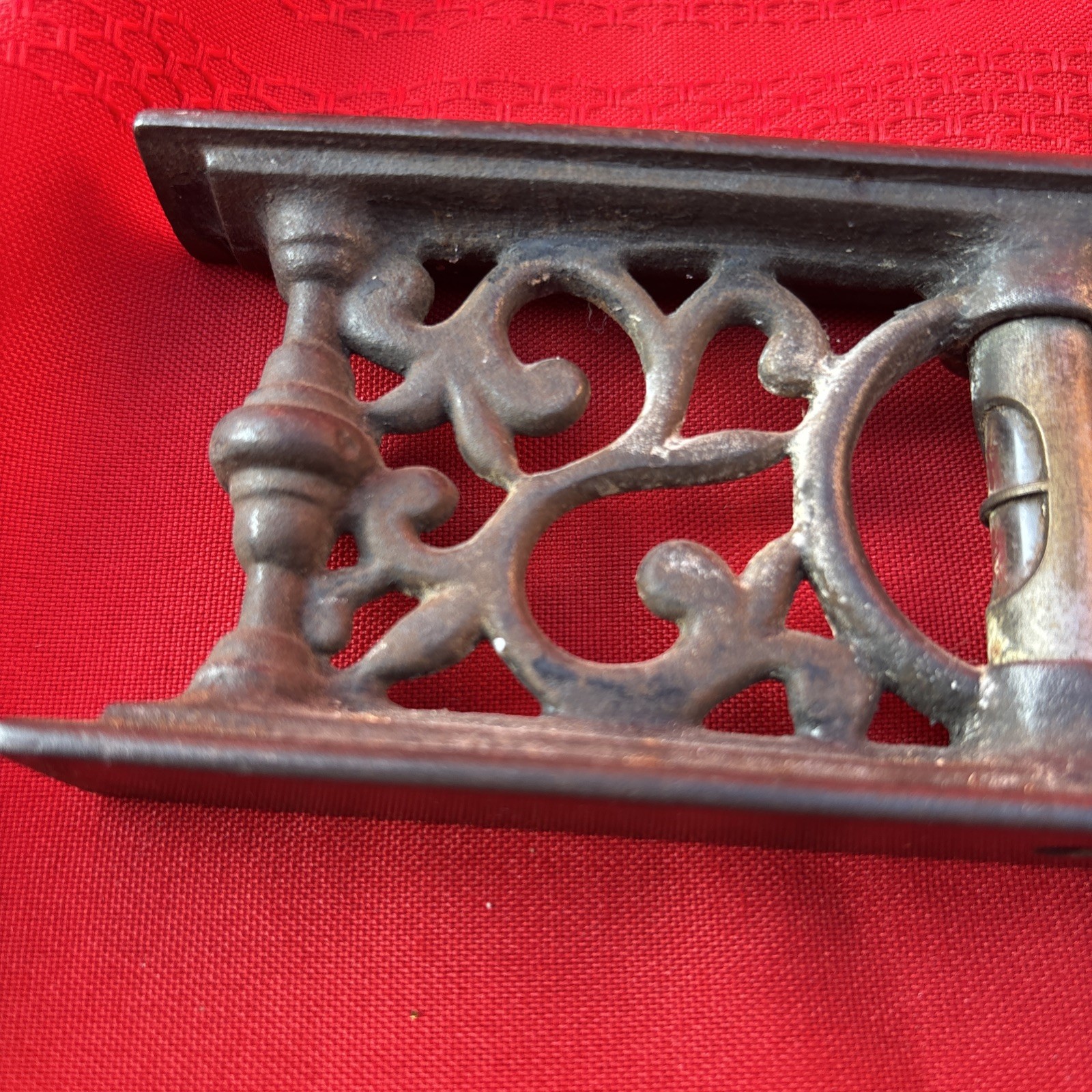 Davis Patent 18″ Cast Iron Level | M.W. Robinson Co. | No. 8 New York 1880s