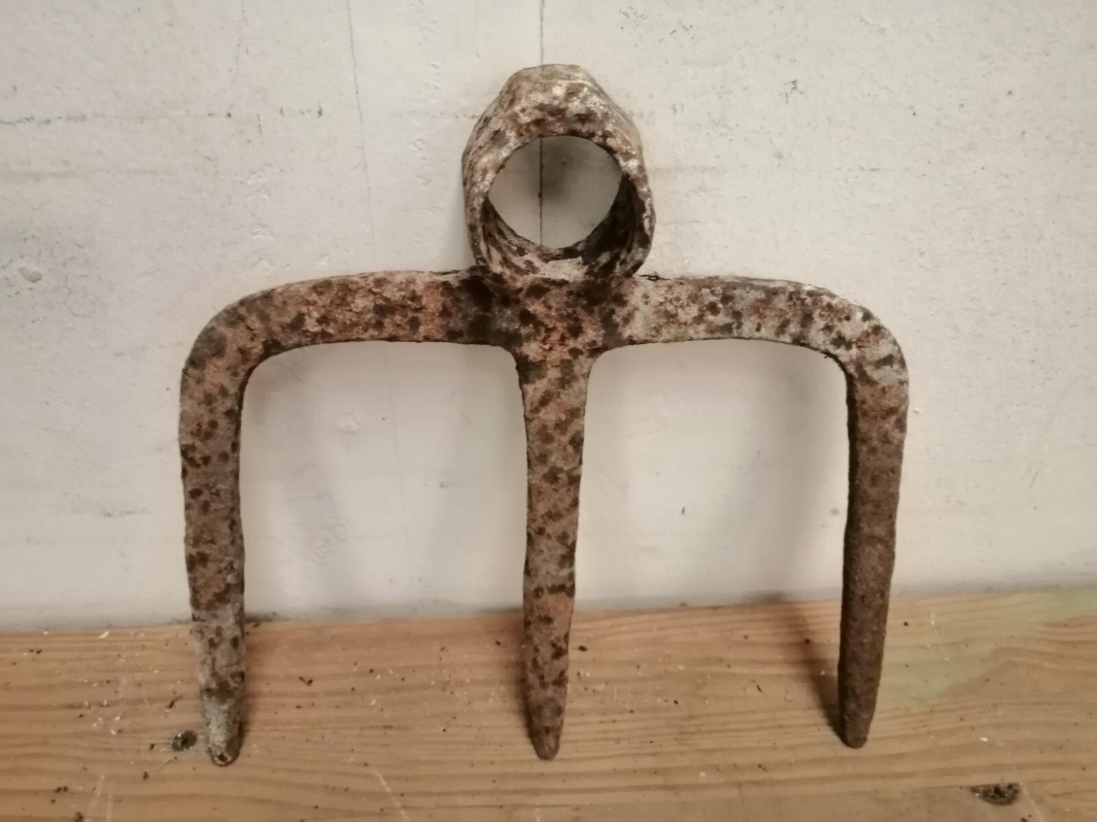 Vintage farming tool cast Iron Forged Rake TRIDENT Three Prong