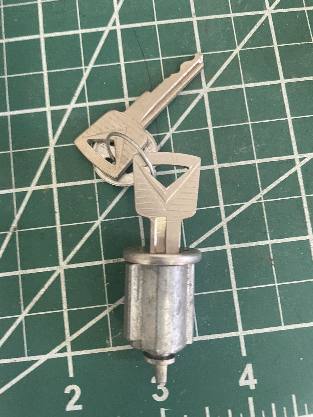 Ford Vintage Ignition New With Keys And Tags 1950s 1953 To 1959