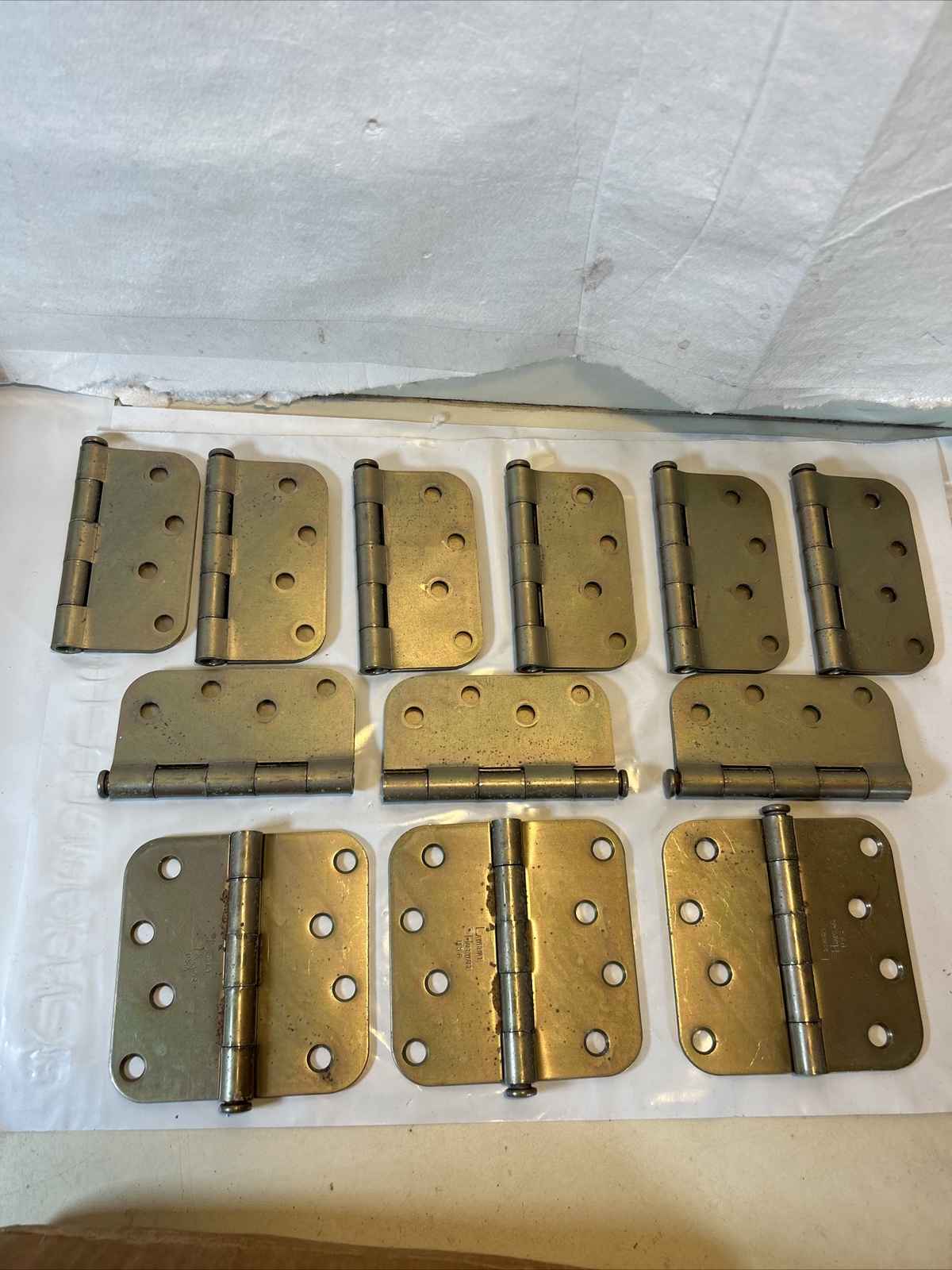 12 Lawrence Bros Inc Round Corner Hinges 4”x4” Yellow Zinc Residential KA2558