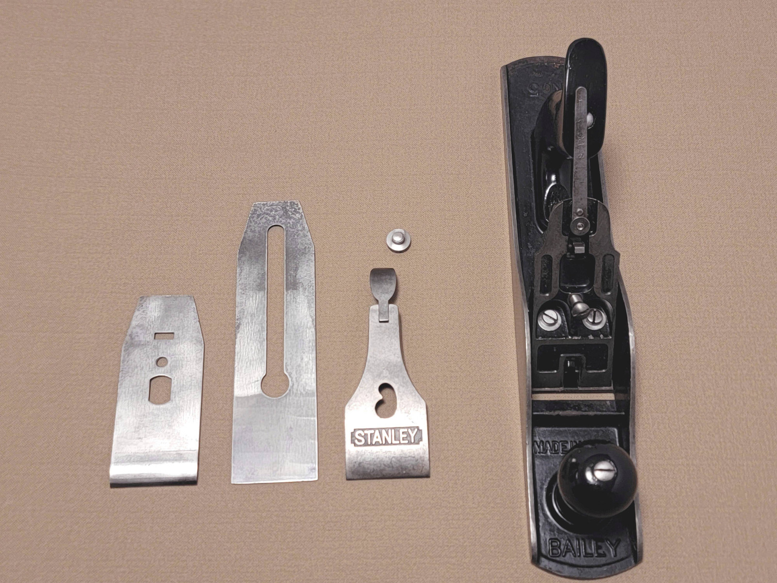 #34 1942 1945 Vtg Stanley Bailey No 5 Type 17 War Plane Wood Plane Tool CLEAN