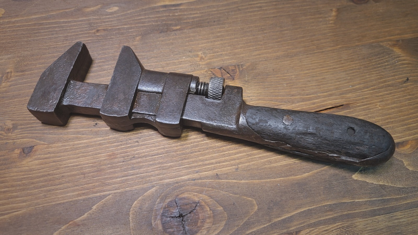 Vintage – The HD Smith Co. – Perfect Handle – Adjustable Wrench – 9″