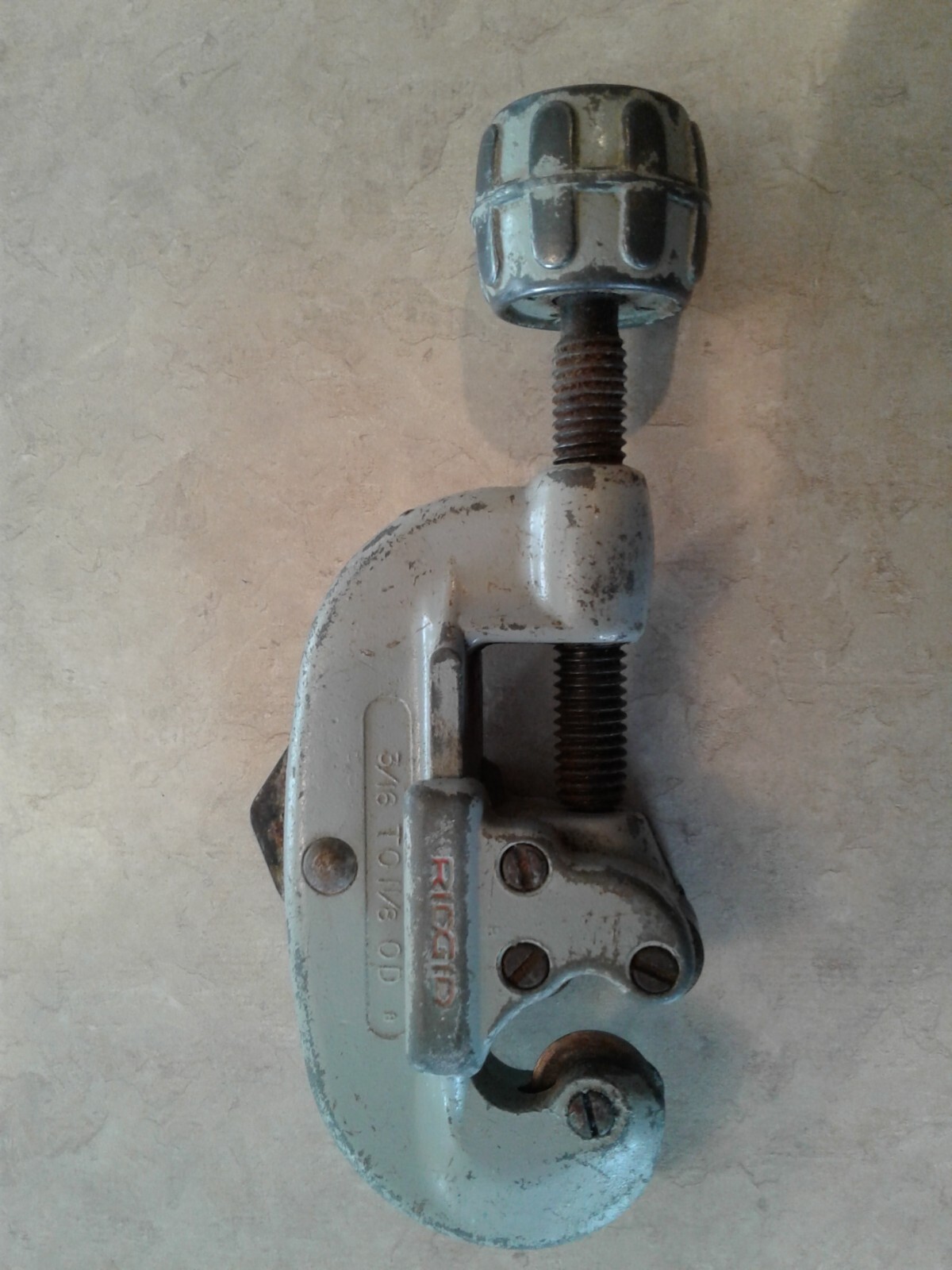 Rigid Tubing/pipe Cutter Model No 15 3/16th – 1 1/8 Inch VTG
