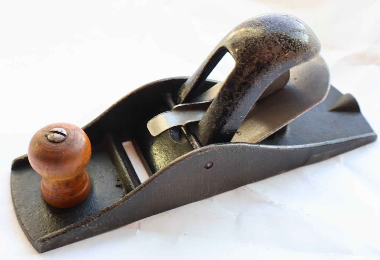 1 5/8” Unbranded Block Plane w Unusual Lever Cap / Mountain Top Tools